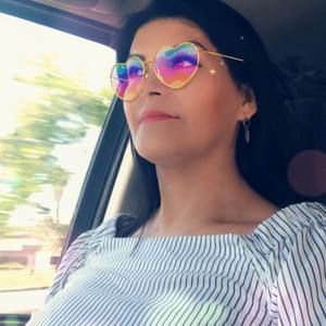 Meet your Posher, Eva